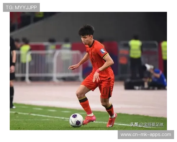 王钰栋不进球也能当核武！李昊锁定国足未来一门！，王钰栋足球视频